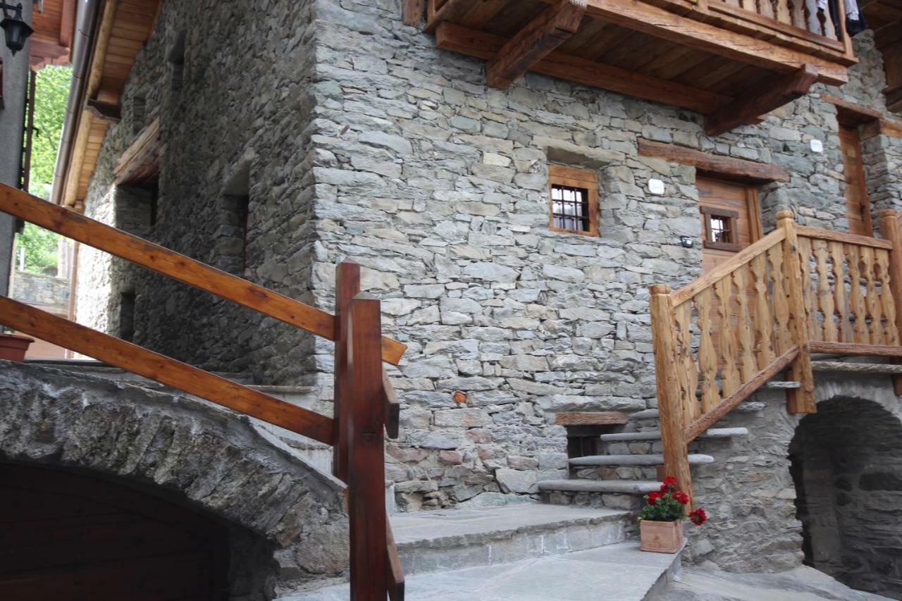 Ferienwohnung Vecchio Fienile Aosta Exterior foto
