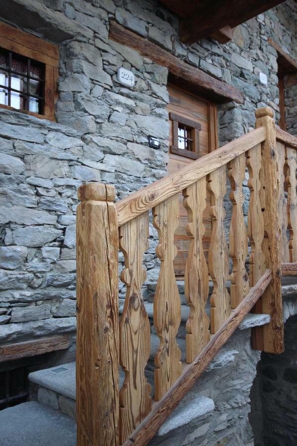 Ferienwohnung Vecchio Fienile Aosta Exterior foto
